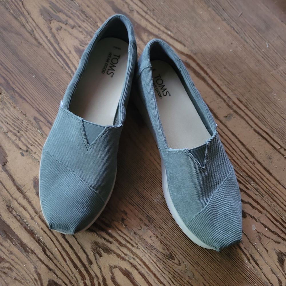 Rare Toms Blue/grey Fabric Upper. Rubber Wedge Style Heel Comfort Fit